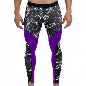 Leggings de compression intégrale pour hommes, noir et blanc, imprimé éclair, taille élastique, design par sublimation, logo sur la jambe droite - Product Image 2
