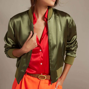 Veste bomber courte en satin de soie pour femme, personnalisée OEM, de haute qualité, à manches longues, col montant et fermeture éclair - Product Image 6