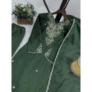 Conjunto de traje de fiesta para mujer con bordado y trabajo de secuencia - Product Image 4