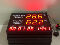 Thermo-hygromètre AT-Temp&Humi avec écran LED, contrôle intelligent par application, alarme haute température, construction en plastique et aluminium, IP52