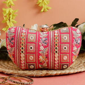 Pochette de soirée élégante en nacre brodée pour femmes et filles AU PRIX DE GROS PAR LUXURY CRAFTS meilleur sac de soirée - Product Image 2