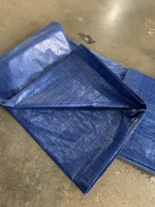 Bâche en PE tissé bleue de haute qualité, imperméable, résistante aux UV, indéchirable, coupe-vent, robuste, écologique, poids moyen - Product Image 3