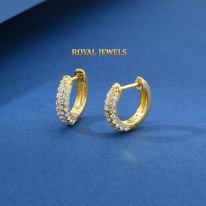 Pendientes de Aro de Plata 925 y Chapados en Oro con Moissanita, Corte Brillante Redondo, Joyería Clásica Tipo Huggie para Bodas y Fiestas - Product Image 1
