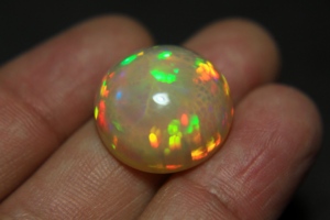 Honeycomb Petter Opal Cabochon 20.5x10.5mm Natural Ethiopian Welo Multi Color Brilliant Cut 24 Carat Super Fine Quality Gemstone - Product Image 3
