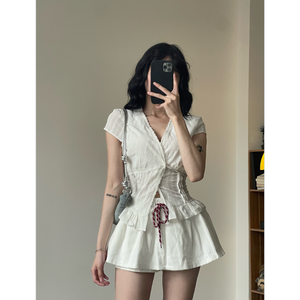 Falda acampanada caqui transpirable de cintura alta para mujer con pantalones cortos de seguridad - Ajuste regular, cintura elástica, muestra gratuita disponible - Product Image 3