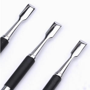 Pousse-cuticules personnalisé très demandé, en acier inoxydable, pour le retrait du vernis à ongles, outils de nettoyage des ongles, pousse-cuticules à pointe acérée - Product Image 4