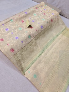 Sari de seda tejido a mano por diseñadores de Zari para mujeres - Product Image 2