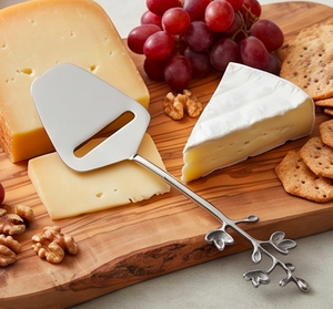 Stainless Steel Cheese Knife Set With Elegant Leaf Pattern Handles Perfect For Home Kitchen <b>Parties</b> And Wedding Tableware - Product Image 4