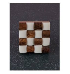 Tiradores y pomos de madera y resina de diseño personalizado para cajones y puertas de cocina, calidad superior en India - Product Image 6