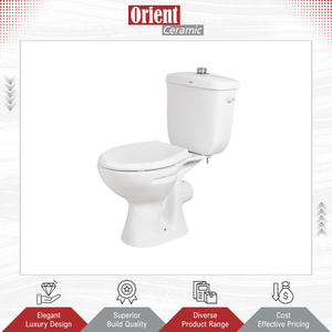 Vente exclusive de toilettes en céramique blanche de haute qualité, durables, à chasse d'eau par gravité, à poser au sol, WC 2 pièces en vente - Product Image 3