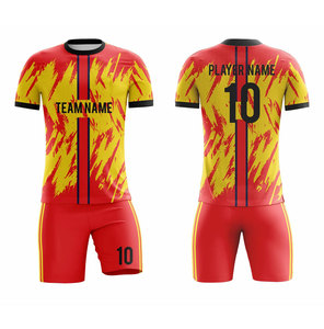 Conjunto de Uniforme de Fútbol Sublimado Personalizado, Patrón Geométrico Verde, Manga Corta, Absorbe la Humedad, Unisex para Adultos, 100% Poliéster - Product Image 4