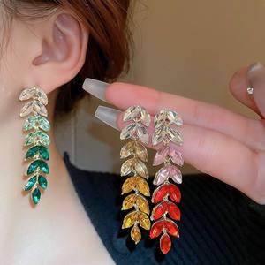 Boucles d'oreilles de luxe plaquées or rose avec diamants taille brillant, couleur fantaisie unisexe, certifiées IGI, pour anniversaire, fiançailles, fête - Product Image 2