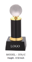 Trophée en métal moulé sous pression portable avec base noire et accents dorés pour événements promotionnels et récompenses à graver