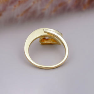 Anillo de Compromiso Moderno con Diseño de Lágrima en Oro, Anillo Nupcial Minimalista de Banda Abierta, Joyería de Diamantes - Product Image 4