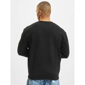<b>Black</b> Oversized Crewneck <b>Sweatshirt</b>. Heavyweight Plain Fleece Pullover. Streetwear <b>Sweatshirt</b>. OEM Private Label Manufacturer - Product Image 4