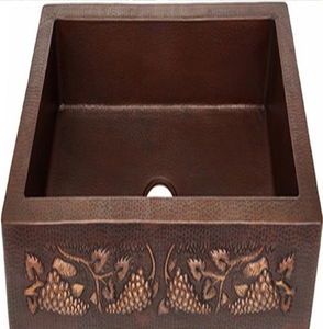 Évier carré compact en cuivre avec un motif floral et végétal sculpté en continu, encadrant la bande centrale, à prix de gros - Product Image 2
