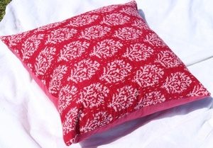 Housse de coussin Kantha en coton indien traditionnel cousu à la main fermeture à glissière matelassée pour une utilisation de canapé décoratif pour la maison en plein air - Product Image 4