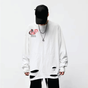 T-shirt à manches longues surdimensionné pour homme MANTIC ENTERPRISE avec logo sur le devant, style streetwear, jersey de coton blanc, col rond - Product Image 1