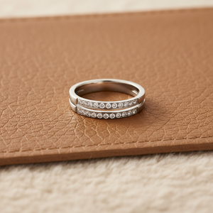 Bague de fiançailles délicate à deux rangs de zircone cubique pour femme, en argent sterling 925, sertie à griffes, tendance, pour mariage, anniversaire, fête - Product Image 1