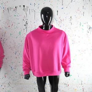 Sudadera de cuello alto color rosa intenso, 100% algodón, cuello ancho, URBAN PRODUCTIONS - Product Image 4
