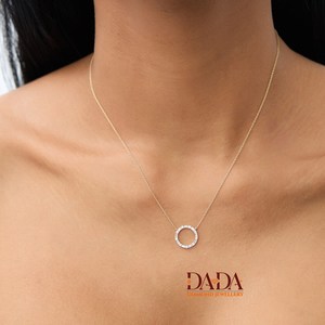 Collar con Colgante de Diamante Cultivado en Laboratorio para Mujer, Collar Redondo con Halo de Diamantes, Colgante Minimalista con Diamantes - Product Image 3