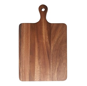 Planche à découper élégante et durable en bois d'acacia pour fruits, légumes et aliments, taille, forme et couleur personnalisables - Product Image 6