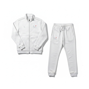 Ensemble de survêtement de football sublimé sur mesure, équipement d'entraînement de football performant, vêtements de sport légers, prix direct usine - Product Image 1