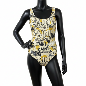 ชุดว่ายน้ำวันพีซสำหรับผู้หญิง ผ้าโพลีเอสเตอร์ผสมสแปนเด็กซ์ ยืดหยุ่นได้ สีเบจทอง พิมพ์ลายโลโก้ทั่วตัว ชุดชายหาดสำหรับผู้หญิง - Product Image 1