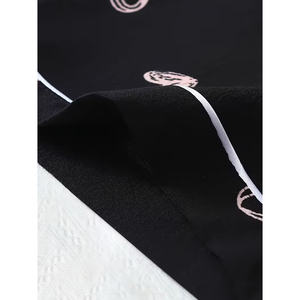 Ensemble de pyjama pour femmes à manches courtes, motif floral, confortable, coupe décontractée, pour un confort quotidien, en polyester - Product Image 2