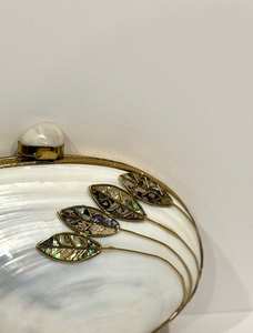 กระเป๋าคลัทช์เจ้าสาวเปลือกหอยมุกสีงาช้าง งานแฮนด์เมด - Product Image 2