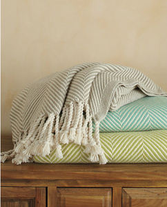 Manta Decorativa Tejida 100% Algodón con Borlas, Manta Boho para Sofá con Flecos - Product Image 2