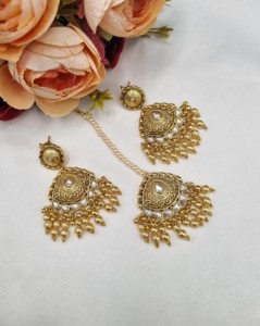 Ensemble de collier de perles multicouches traditionnel avec boucles d'oreilles et mangtika assortis, bijoux ethniques de mariage, vente en gros - Product Image 3