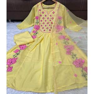 Superbe ensemble haut et pantalon en mousseline de soie coupe trapèze avec dupatta pour les fêtes, imprimé floral, taille empire, taille XL - Product Image 1