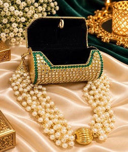 กระเป๋าคลัทช์งานฝีมือชุบทองคำแท้สำหรับสุภาพสตรี  แบบสั่งทำพิเศษ - Product Image 1