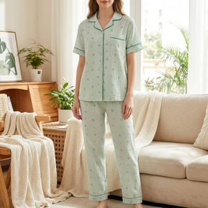 Conjunto de Pijama de Satén de Poliéster Transpirable para Mujer, Manga Corta, Cuello con Botones, Pantalones Largos, Color Rojo Sólido - Product Image 6