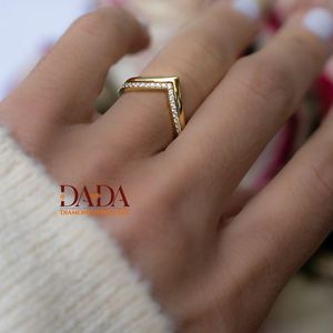 Anillo Abierto con Diamante Cultivado en Laboratorio, Diseño Geométrico en Forma de V, Anillo Moderno de Estilo Arquitectónico para Mujer, Joyería de Moda para Uso Diario - Product Image 6