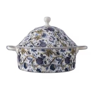 Olla tipo cacerola estilo árabe con estampado abstracto multicolor, cuerpo esmaltado y tapa con cúpula azul para mesa. - Product Image 5