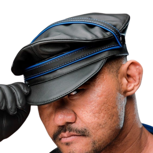 Casquette de motard classique en cuir véritable imperméable et structurée pour homme, style biker, ajustable, effet vieilli, couleur unie, idéale pour les clubs. - Product Image 5