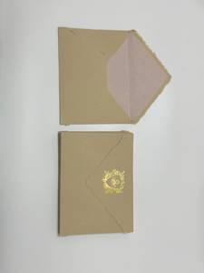 Invitations de mariage en papier fait main à bords festonnés, design luxueux, couleurs et style de lettrage personnalisés - Product Image 5