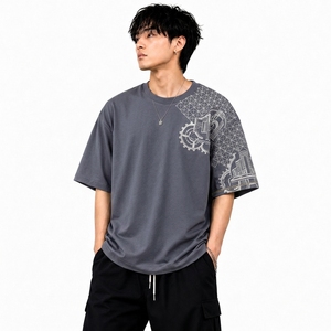 Camiseta de Manga Corta para Hombre, 100% Algodón, Cuello Redondo, Corte Holgado, Estampado Gráfico, Hombros Caídos, Estilo Urbano, Talla Grande, Personalizable (OEM) - Product Image 1