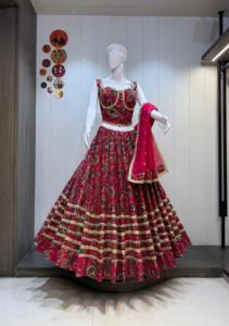 Ensemble Lehenga Choli indien pakistanais en coton brodé floral avec soutien-gorge à armatures, jupe Lehenga longue et dupatta pour fêtes et mariages - Product Image 4