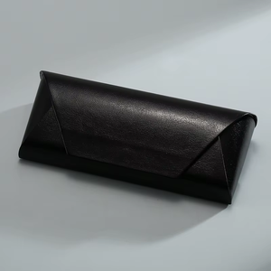 Classic Tan Leather <b>Glasses</b> <b>Case</b> <b>Soft</b> Padded Eyewear Protector Bulk Orders For Optical Stores LGC-0058 - Product Image 1