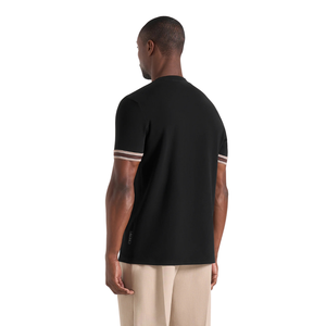 T-shirt homme col rond manches courtes, poignets à rayures contrastées, petit imprimé poitrine, coupe ajustée, décontracté, vente en gros, personnalisable OEM, en jersey de coton - Product Image 2