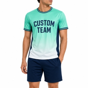 Conjunto Deportivo Unisex Personalizado con Degradado Elegante, Transpirable y Cómodo, Conjunto de Jersey Premium, Ropa Deportiva Contemporánea - Product Image 1