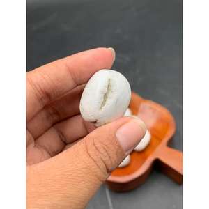 Piedra Natural de Dendrita Blanca Pulida de 2-3 cm, Gema para Joyería, Diseño Artesanal, Colección de Piedras - Product Image 4