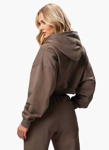 Nueva llegada: Conjuntos deportivos grises con logo personalizado y diseño de ribetes para mujer, ropa de exterior informal, estilo urbano, conjuntos de jogger para mujer. - Product Image 3