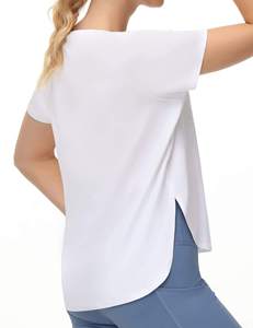 เสื้อยืดผู้หญิงสีเทาอ่อน ผ้าฝ้าย แขนสั้น คอกลม สวมใส่สบายๆ ในฤดูร้อน เนื้อผ้านุ่ม ระบายอากาศได้ดี น้ำหนักเบา เสื้อยืดเรียบง่าย - Product Image 5
