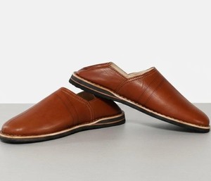 รองเท้าบาบูชแบบโมร็อกโก ทำมือ สำหรับใส่ในบ้านและนอกบ้าน - Product Image 1