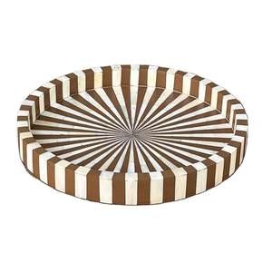 Plateau carré en os incrusté avec motifs décoratifs, plateau de service en os incrusté, décoration de table, fête de Noël - Product Image 1