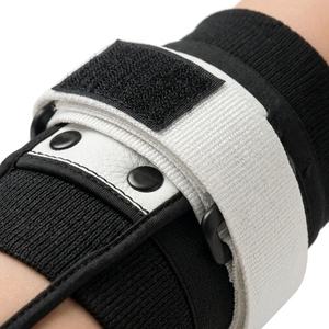 Agarraderas ergonómicas para barras asimétricas, diseñadas para mayor comodidad, rendimiento seguro y mejor manejo de la barra. - Product Image 5